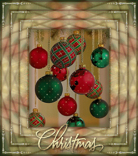 Новогодние открытки. Простая и элегантная анимированная рождественская открытка с красивой тройной рамочкой. Внутри открытки висят красивые разноцветные ёлочные шары, которые переливаются разными блёстками.  Если Вы хотите поздравить кого-то с Рождеством и наступающим Новым годом – эта рождественская открытка с элементами анимации идеально подойдёт для поздравления. 
