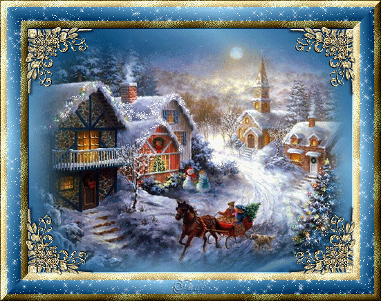 Новогодние открытки. Синий фон, золотистая, мерцающая рамка с золотыми виньетками, вокруг зимнего пейзажа.  Идёт снег, по вечерней дороге мчится упряжка лошадей. Дома запорошены снегом.